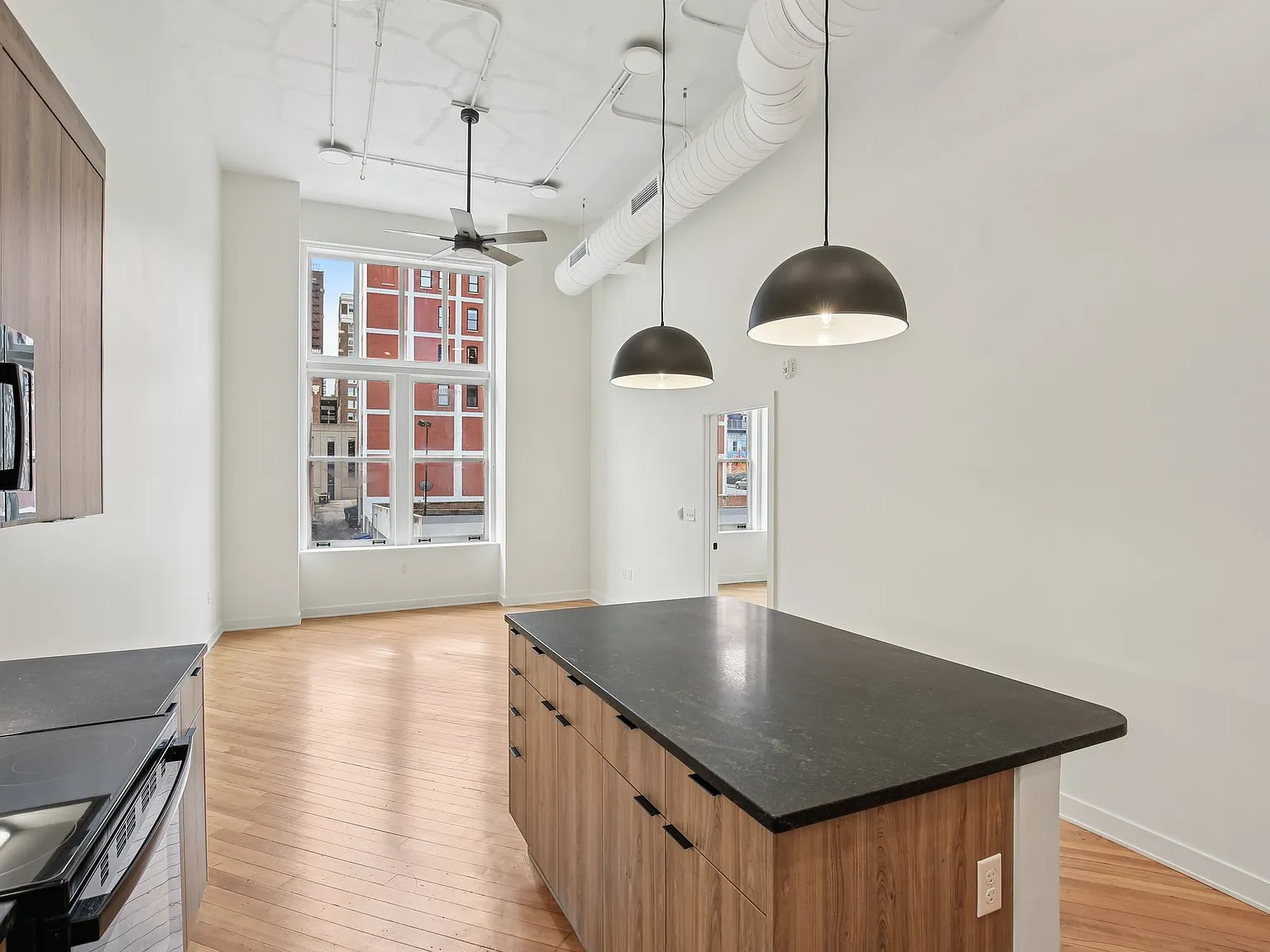 The Marshall Lofts — Photo 4