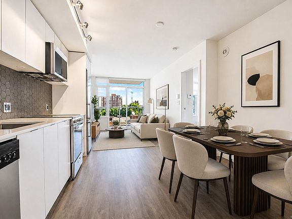2nd image of 845 Johnson St #809