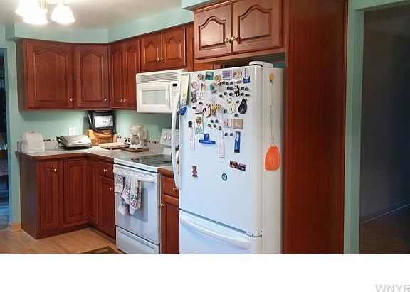 5th image of 1394 Vanderbilt Ave