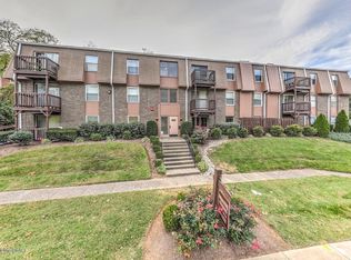 728 Zorn Ave APT 15, Louisville, KY 40206