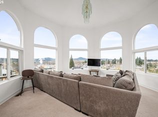 805 Queens Ave, Creswell, OR 97426