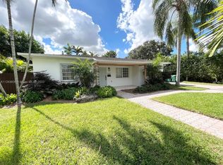 6840 SW 48th Ter, Miami, FL 33155