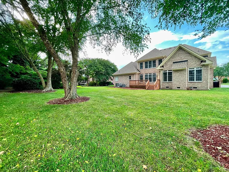 1709 Timber Ridge Ct — Photo 29