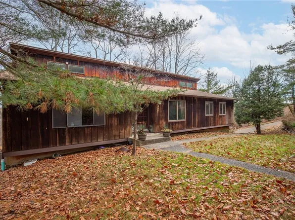 32 Sherwood Ridge Road, Pomona, NY 10970