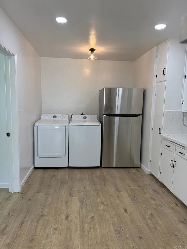 3 bed, 950 sqft, $3,195 — Photo 4