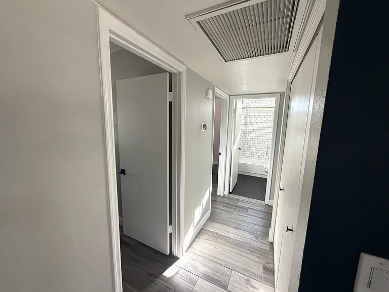 1256 E Utopia Rd — Photo 16