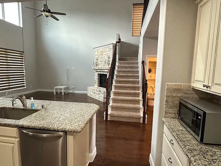1812 Jace Dr — Photo 32