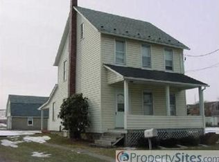337 E 3rd St, Wind Gap, PA 18091