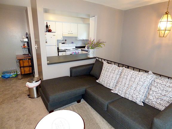 4th image of 5134 Woodmark Dr