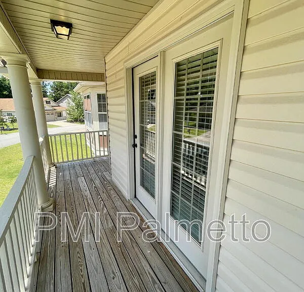 215 Emanuel Creek Dr — Photo 17
