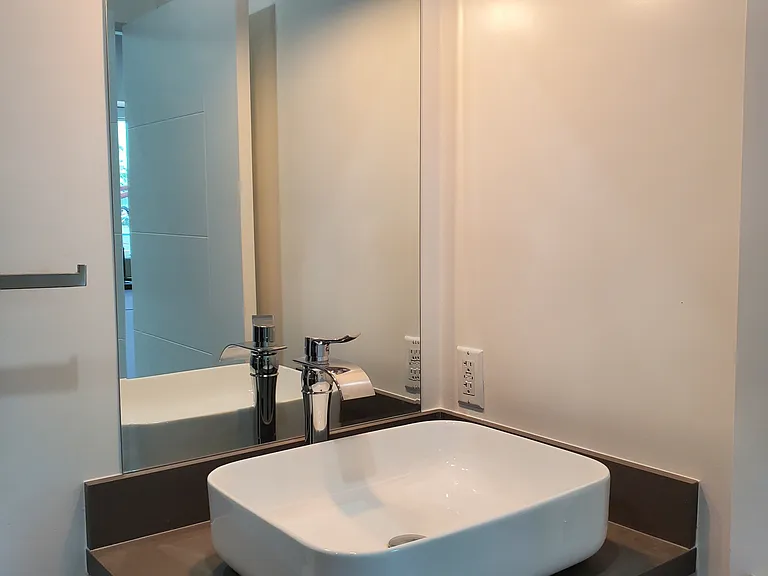 2337 Crenshaw Blvd #1/2 — Photo 8