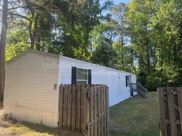 9499 Wendi Dr NE, Leland, NC