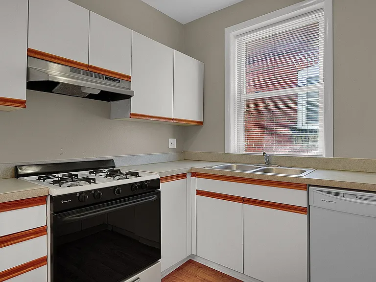 3125 Maury Ave #1S — Photo 9