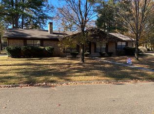 1300 S Fulton St, Hope, AR 71801