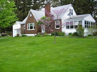 4 Wyndon Rd, Ballston Lake, NY 12019