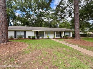 1602 Tanglewood Dr, Clinton, MS 39056