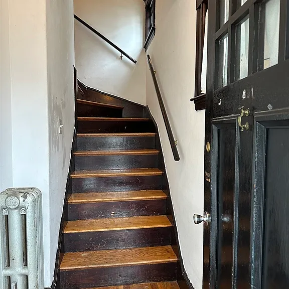 301 Atlantic St #2F — Photo 2