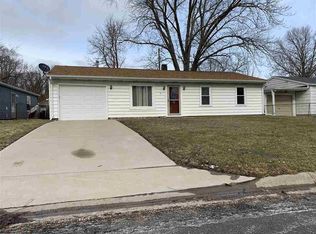 8 Hialeah Dr, Bartonville, IL 61607