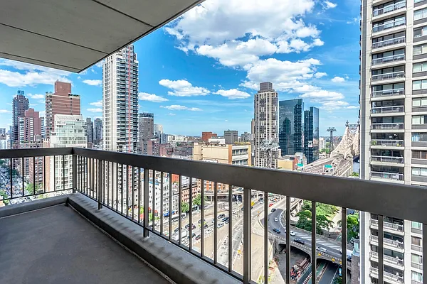 Rented by Olnick Organization | media 3