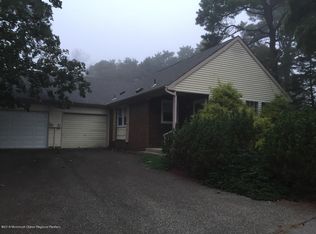14 Canton Dr APT C, Manchester Township, NJ 08759