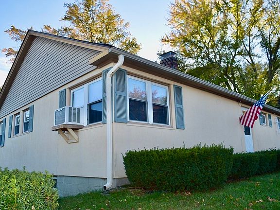 3rd image of 21 Graham St