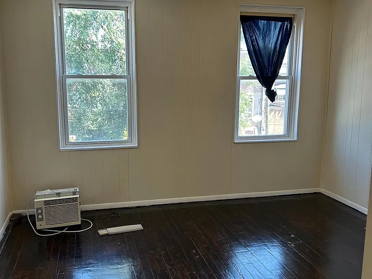 1759 Cliftview Ave — Photo 8