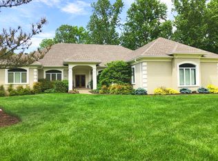 7007 Shallow Lake Rd, Prospect, KY 40059