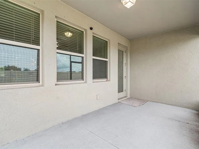 25057 Lambrusco Loop — Photo 45