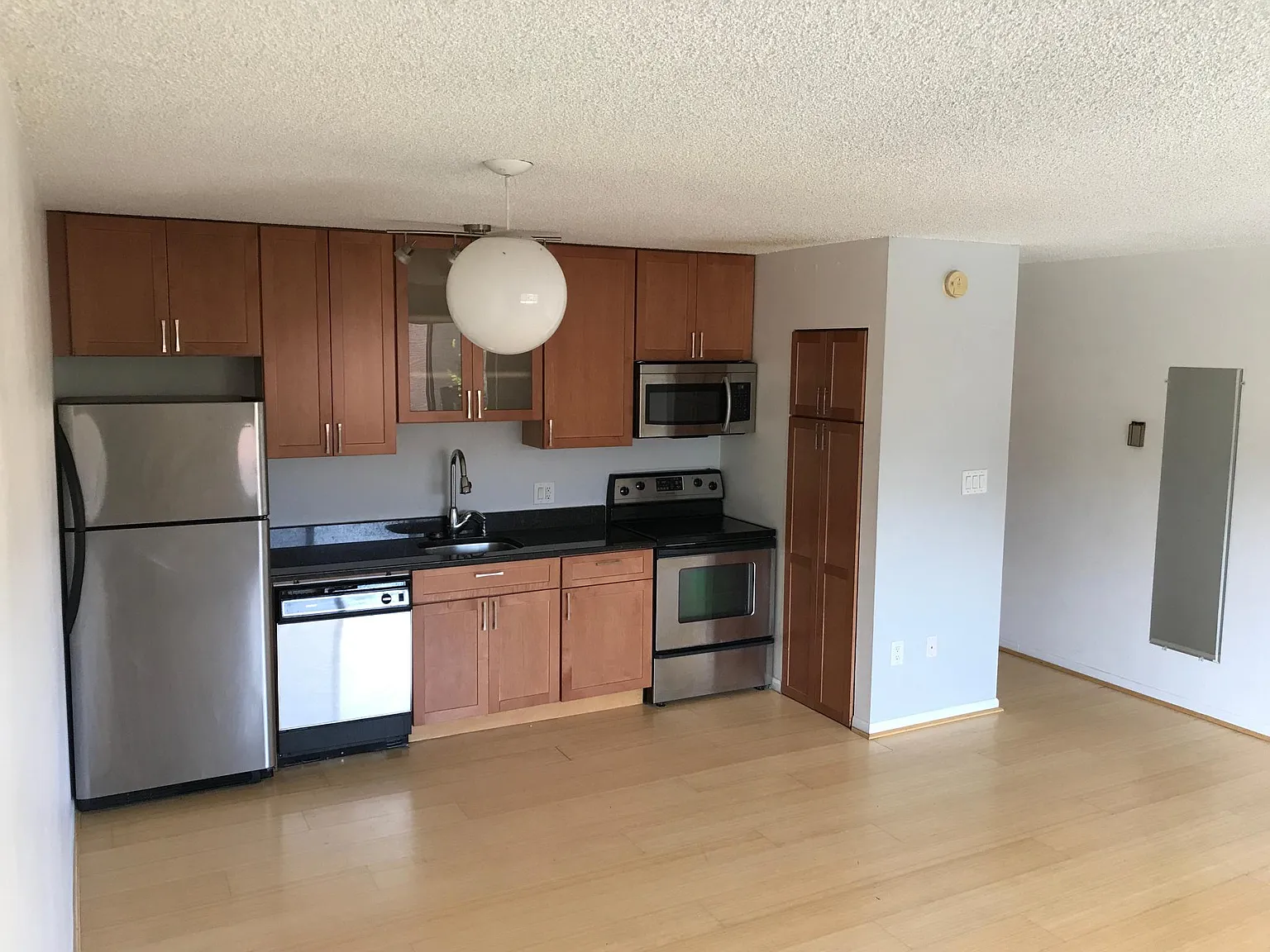 3000 Colorado Ave — Photo 3