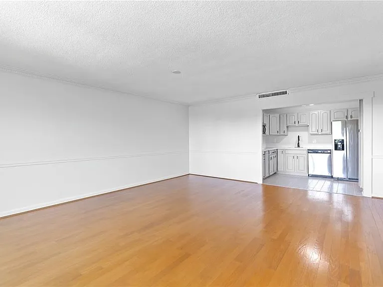 2965 Pharr Court South NW #NW-817-817 — Photo 6