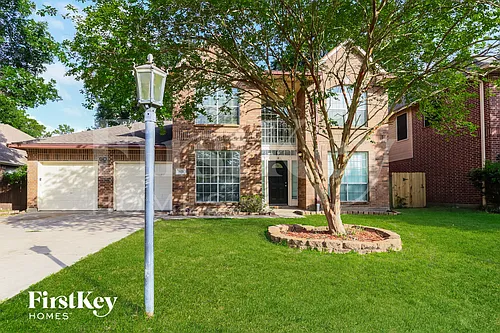 9131 Landry Blvd Photo 1