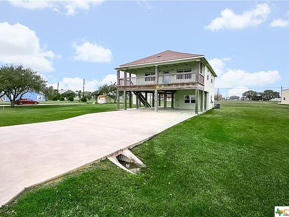 4th image of 1695 W Bayshore Dr