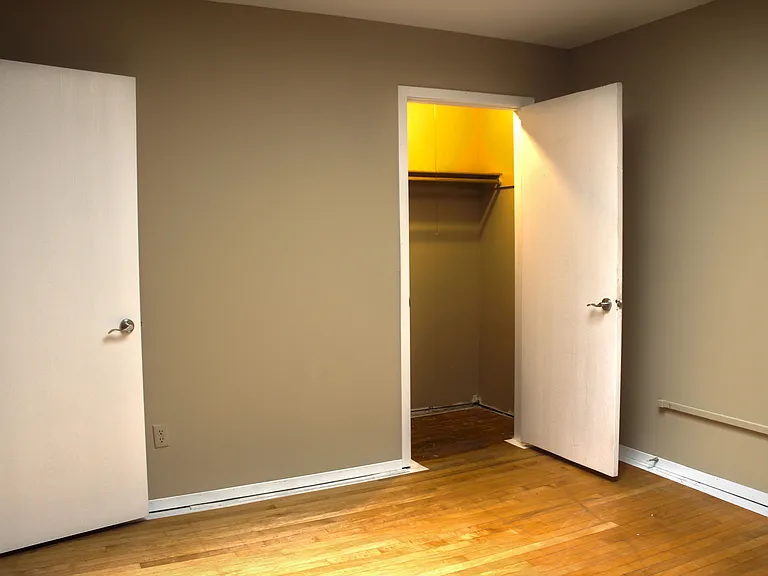 424 N Main St — Photo 7