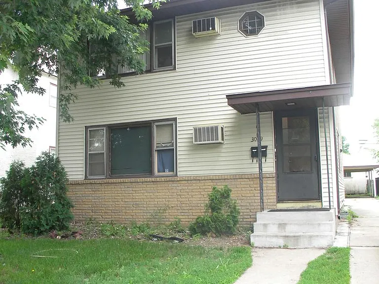 3049 Grand St NE — Photo 18