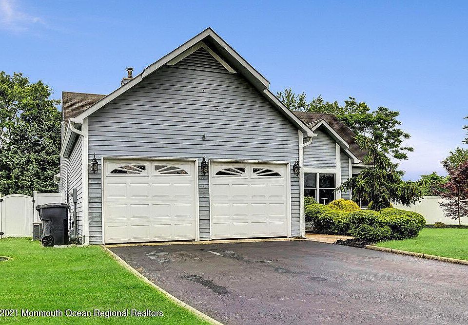 1st image of 1400 Hillgrass Ct