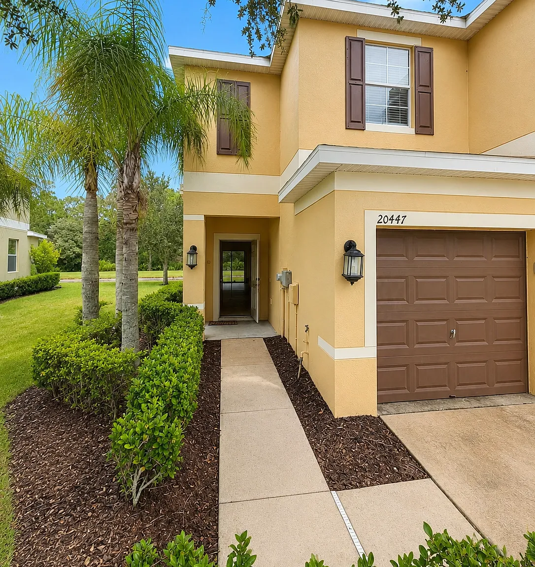 2 bed, 2.5 bath, 1600 sqft, $1,950 — Photo 2