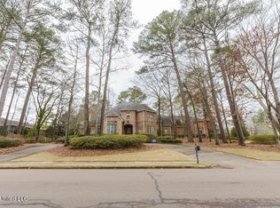 101 Summer Lake Dr, Ridgeland, MS 39157