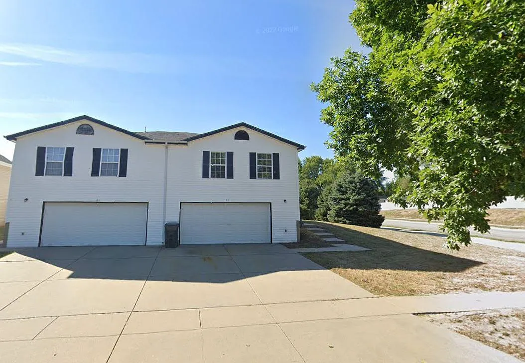 101 Benton Ct — Photo 1