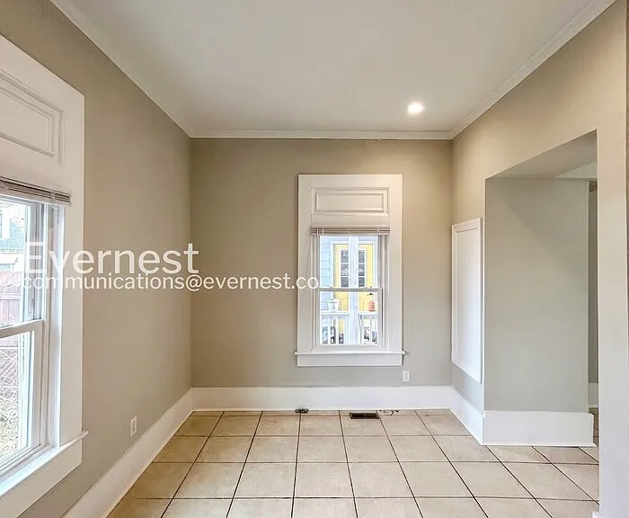 1304 Oakwood Ave — Photo 7