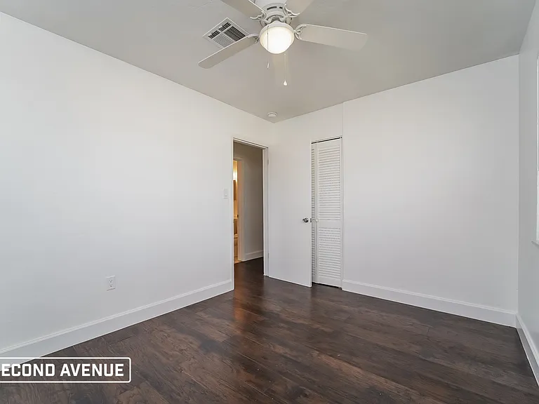 8617 Shumock Ave — Photo 9