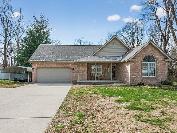3rd image of 916 Poplar Cove Ct