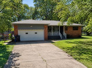 608 E 23rd St, Tishomingo, OK 73460