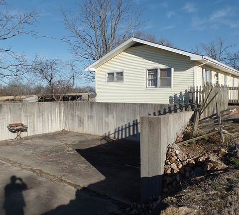 3rd image of 4749 SE Highway Ww