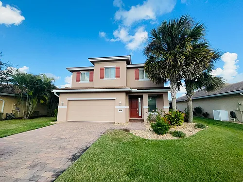 505 NW Windflower Ter Photo 1