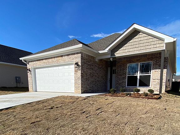 2nd image of 3554 Village Walk Dr