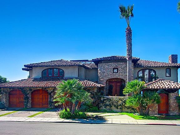 2nd image of 6102 Camino De La Costa