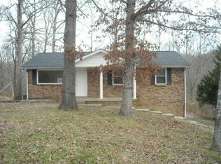 1055 Granada Rd, Ashland City, TN 37015