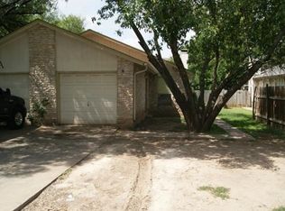 1013 Fieldwood Dr #B, Austin, TX 78758