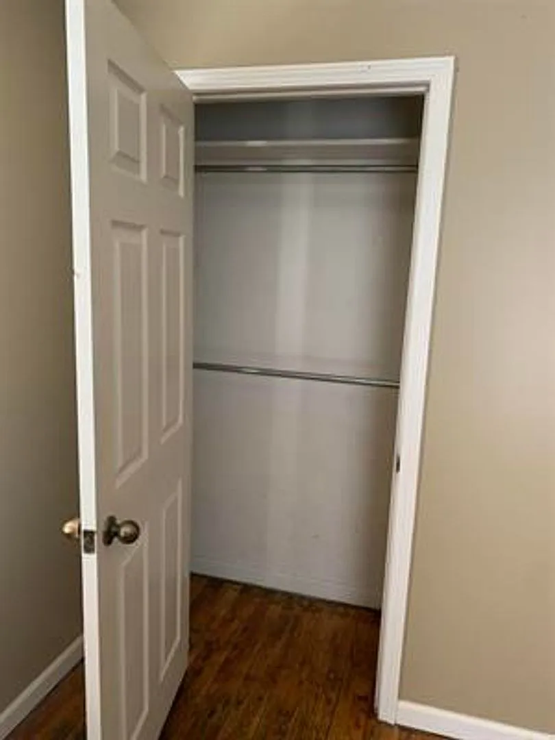 2 bed, 1.0 bath, 750 sqft, $650 — Photo 3