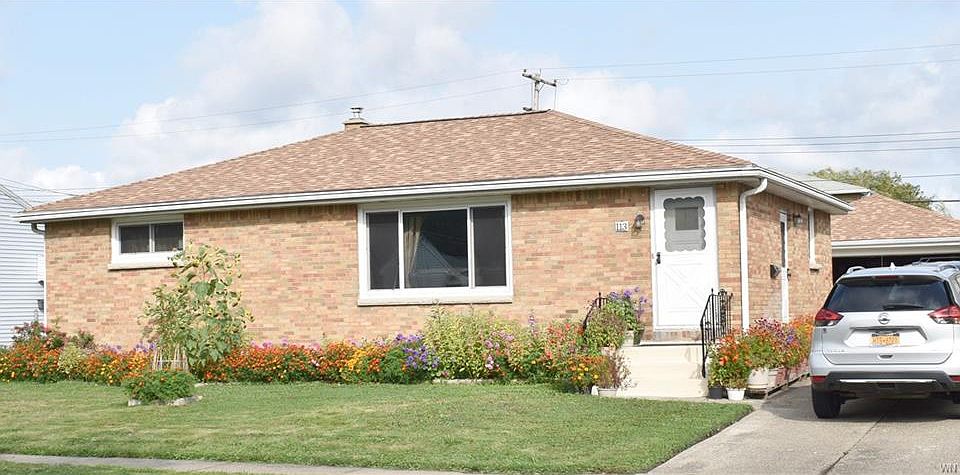 1st image of 113 Medina St